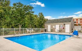 Sleep Inn & Suites Jacksonville Near Camp Lejeune